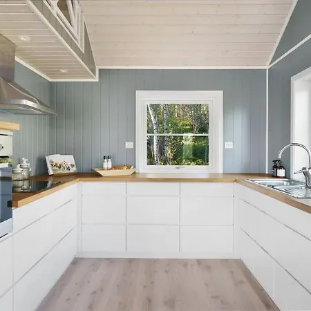 Villa In Malangen Mestervik